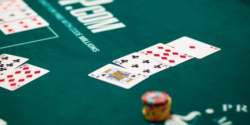 Luật chơi chi tiết Binh xập xám tại 8XBET